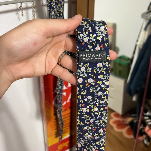 MENS primark tie - Picture 8 of 8
